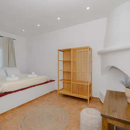 Cleopatra's Backyard Pensionat Archangelos (Rhodes)