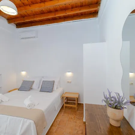 Casa de hóspedes Cleopatra's Backyard 3*