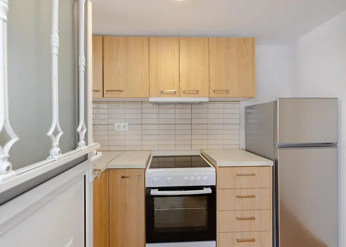 Cleopatra's Backyard Πανσιόν Αρχάγγελος