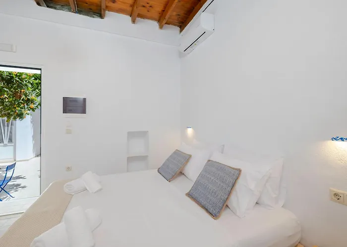 Guest house Cleopatra's Backyard 3*