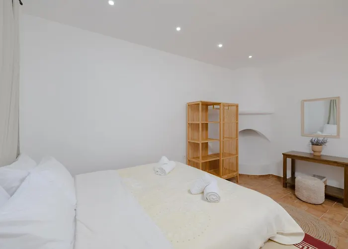 Cleopatra's Backyard